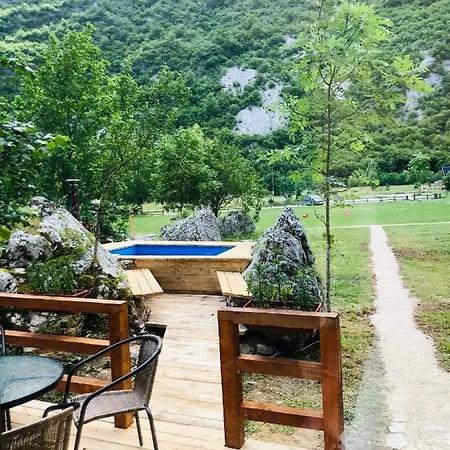 Etno Apartmani Komarnica Savnik Экстерьер фото