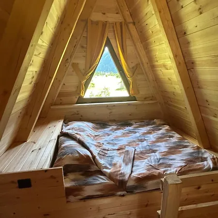Etno Apartmani Komarnica Savnik Экстерьер фото