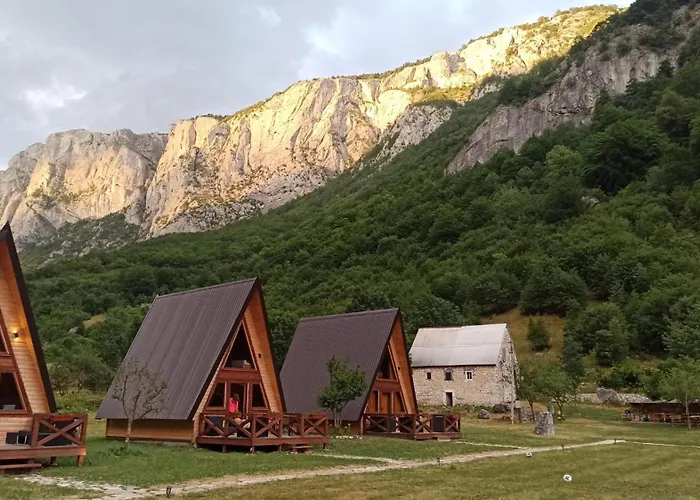 Etno Apartmani Komarnica