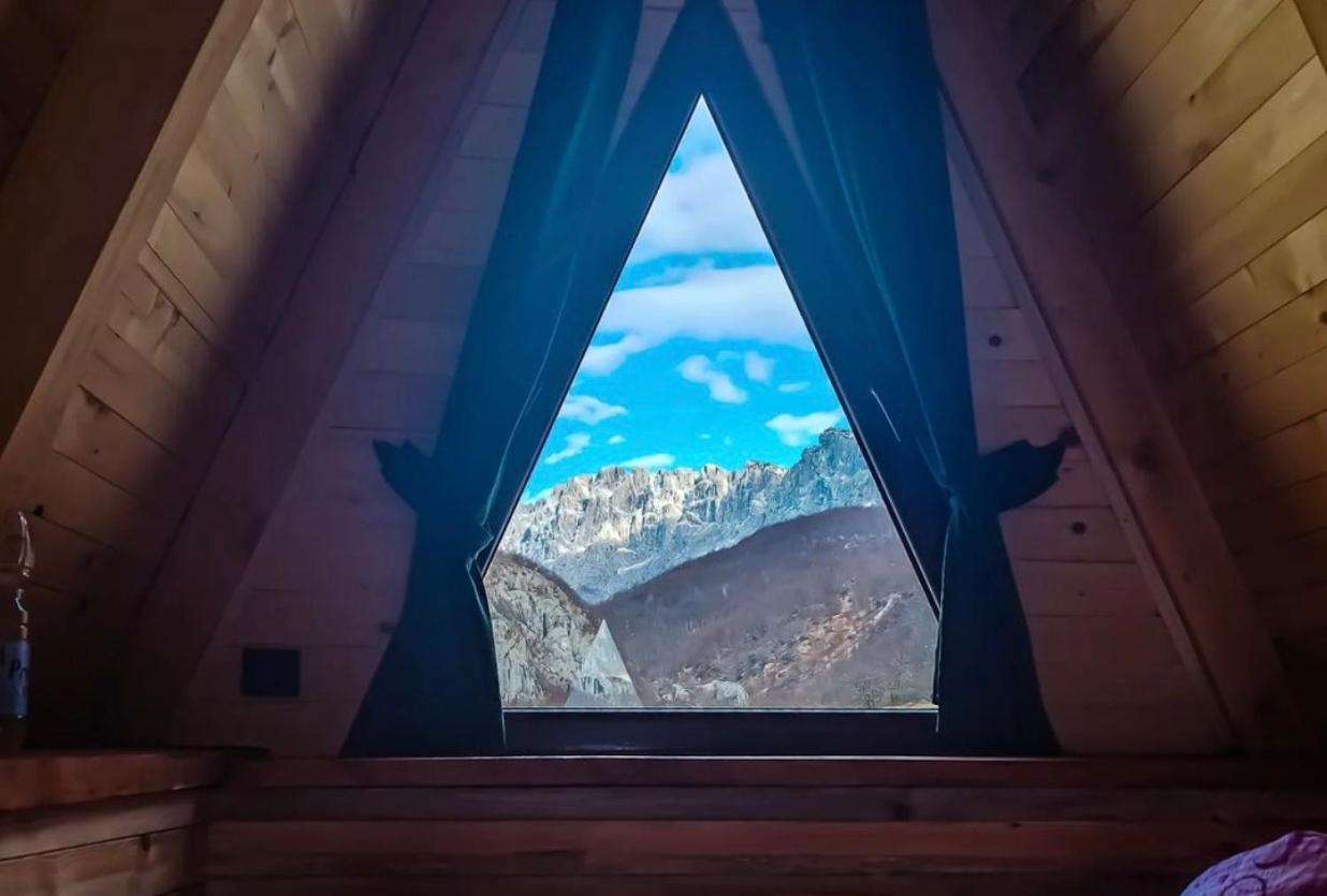 Etno Komarnica Chalet *