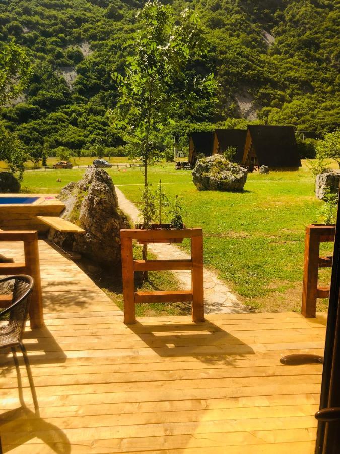 Etno Komarnica Chalet *