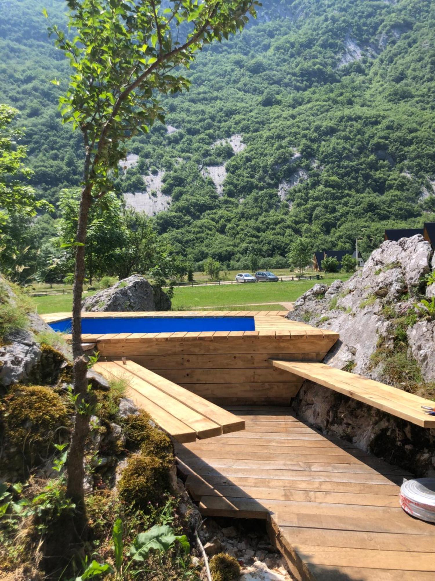 Etno Komarnica Chalet Savnik