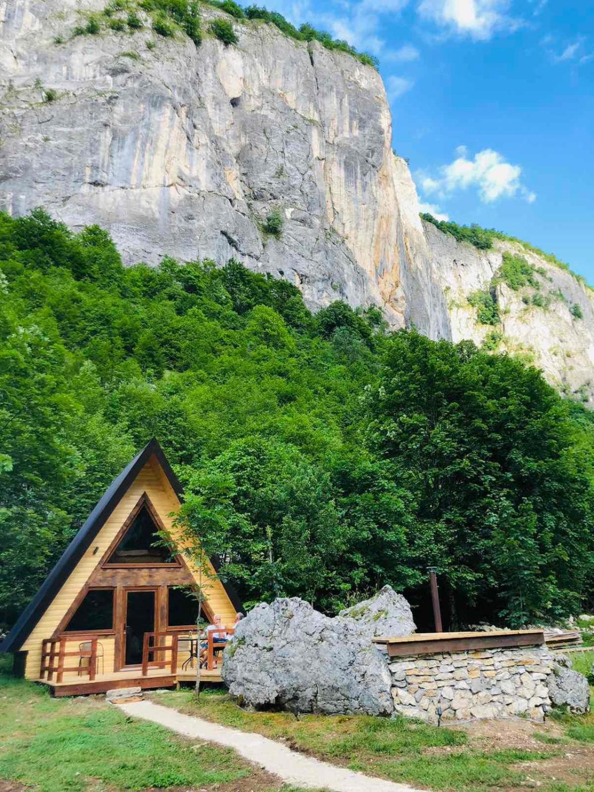Etno Komarnica Chalet *